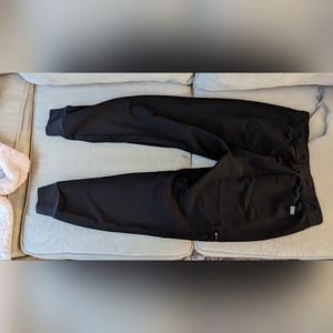 Figs Zamora Jogger scrub pants, women’s medium